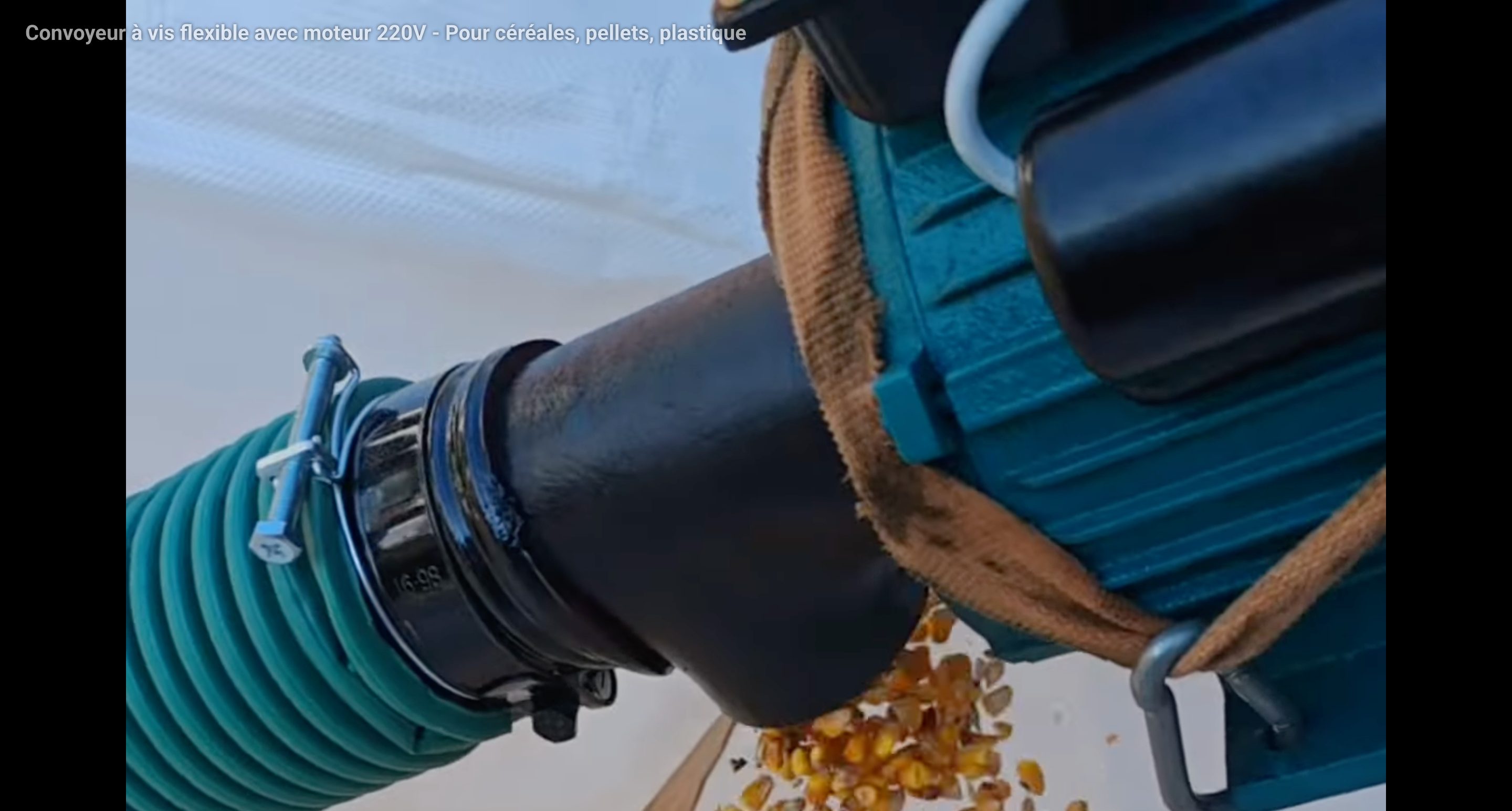 Charger la vidéo : Convoyeur à vis flexible avec moteur 220V - Pour céréales, pellets, plastique